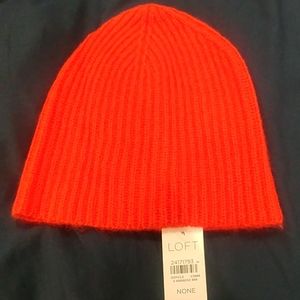 LOFT red ribbed knit
beanie